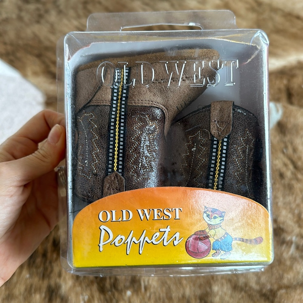 Old west poppets cowboy boots, size 1
